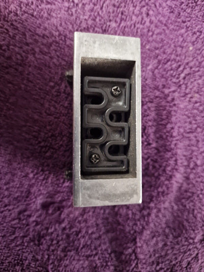 Pride Go Go Elite Traveller  Rear Light Connector Block     BB011-04