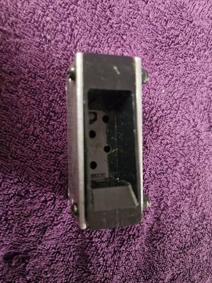 Pride Go Go Elite Traveller  Rear Light Connector Block     BB011-04